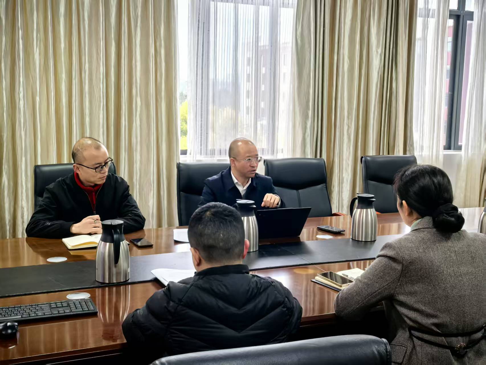 校长李祥专题调研新学期后勤保障工作